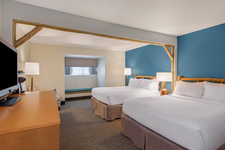 Holiday Inn Resort The Lodge at Big Bear Lake by IHG