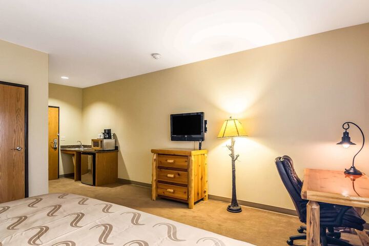 Room 21 of 28