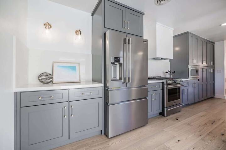 at Marbella Lane - Cozy Modern Home w / Relaxing Design & Pool