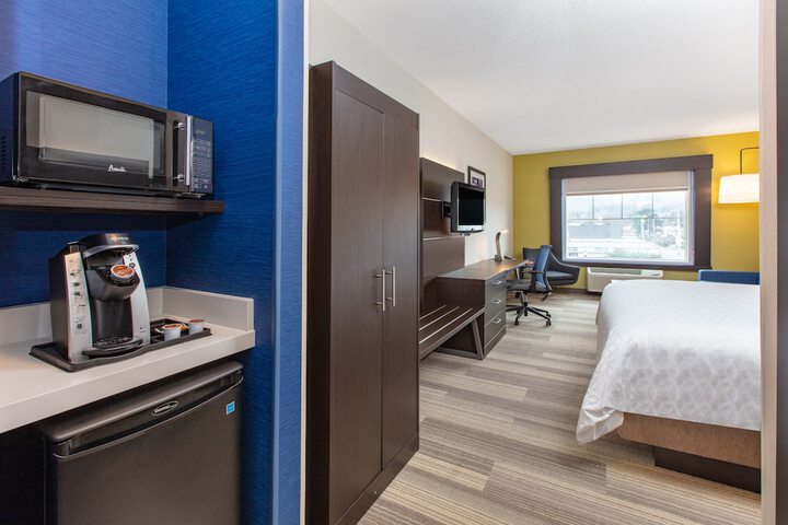Holiday Inn Express Hotel & Suites Seaside-Convention Center by IHG