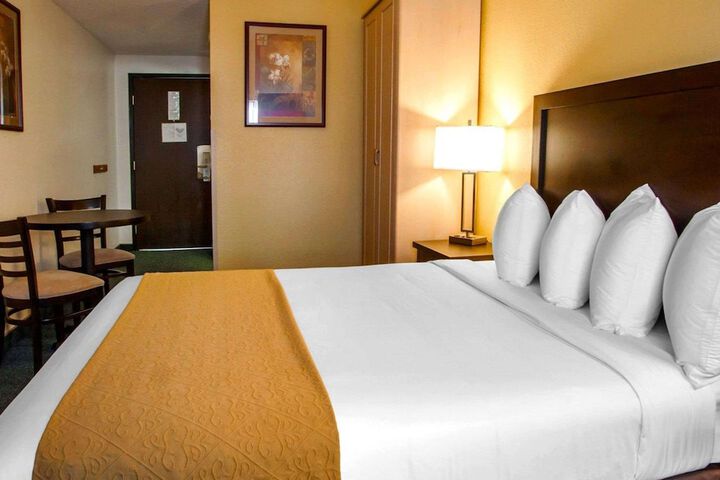 Quality Inn & Suites Springfield - Eugene North