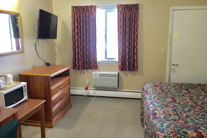 Room 57 of 66
