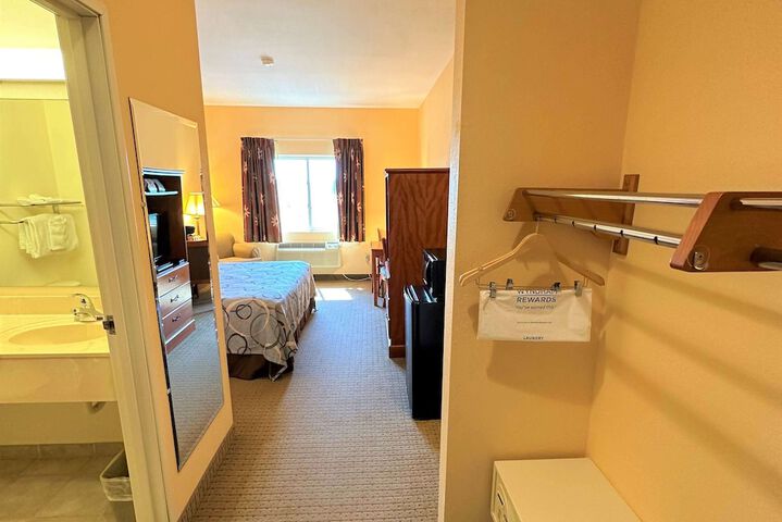 Room 8 of 56