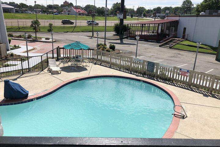 Pool 2 of 38