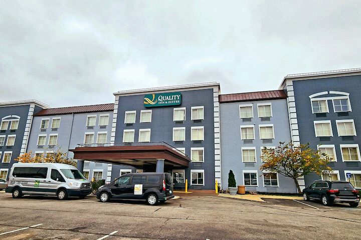 Quality Inn & Suites CVG Airport