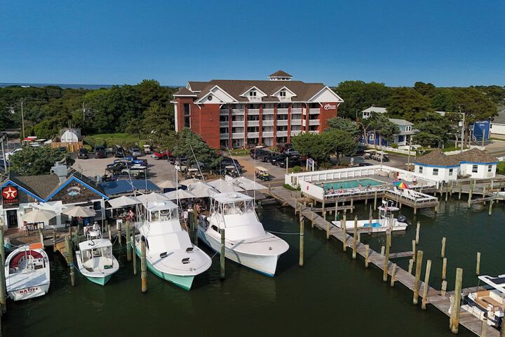 The Anchorage Inn and Marina
