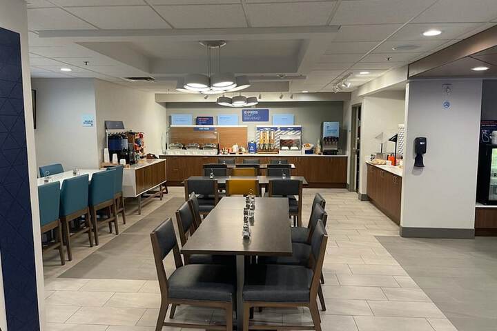 Holiday Inn Express & Suites Ft. Lauderdale N - Exec Airport by IHG