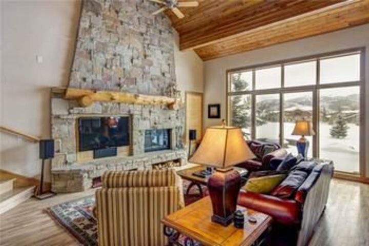 The Cove Condominium by Alpine Ski Properties