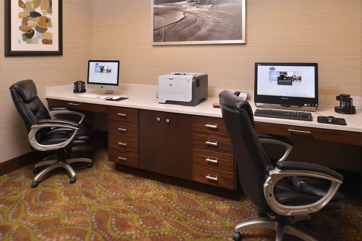 Business Center 53 of 53