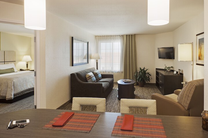 Candlewood Suites Valdosta Mall by IHG