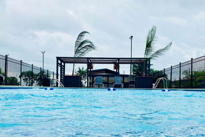 La Quinta Inn & Suites by Wyndham Victoria - South