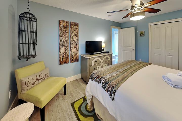 Ocean Shore by Distinctive Beach Rentals