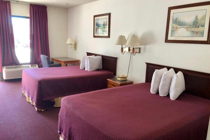Kewanee Motor Lodge