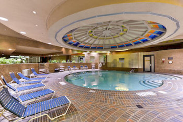 Edward Hotel and Convention Center