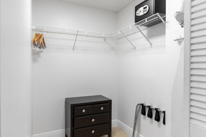 Room 63 of 84