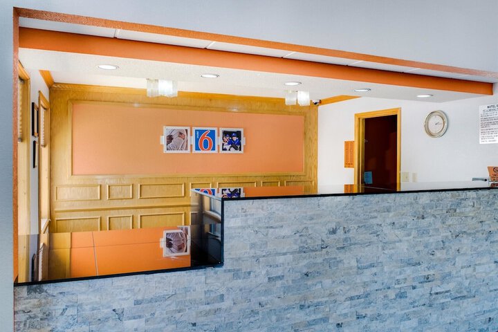 Motel 6 Richmond IN