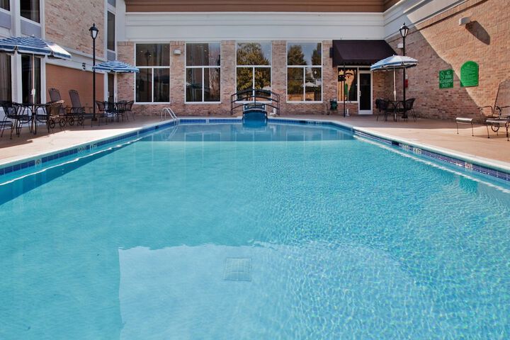 Pool 6 of 38
