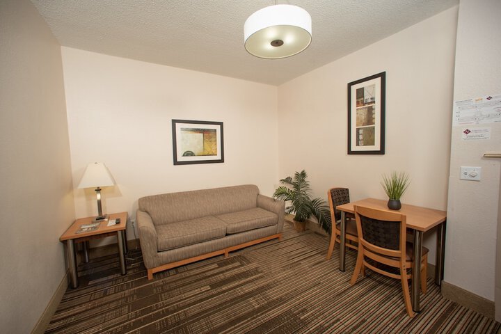 Northfield Inn Suites & Conference Center