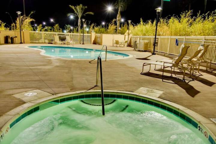 Hampton Inn & Suites Moreno Valley
