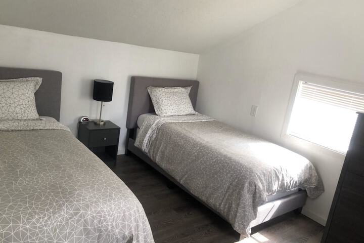 Reynolds House Inn & Motel