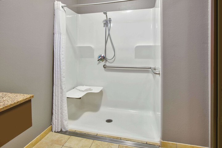 La Quinta Inn & Suites by Wyndham Little Rock - Bryant