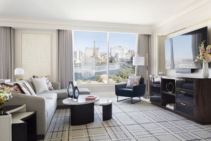 Room 73 of 121