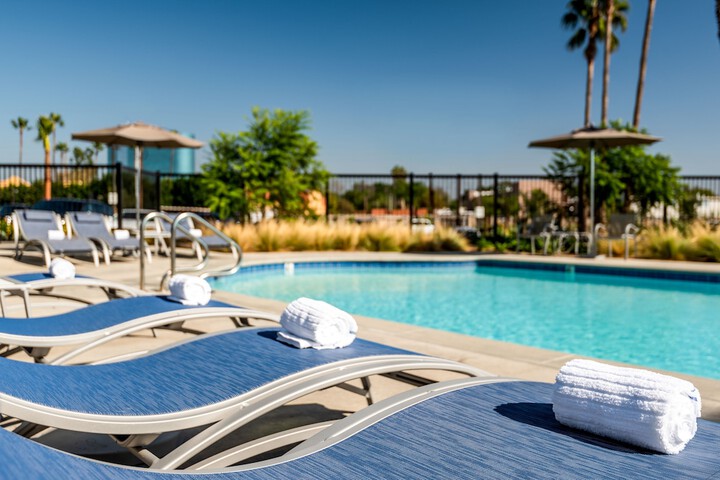Holiday Inn Express & Suites Santa Ana - Orange County by IHG
