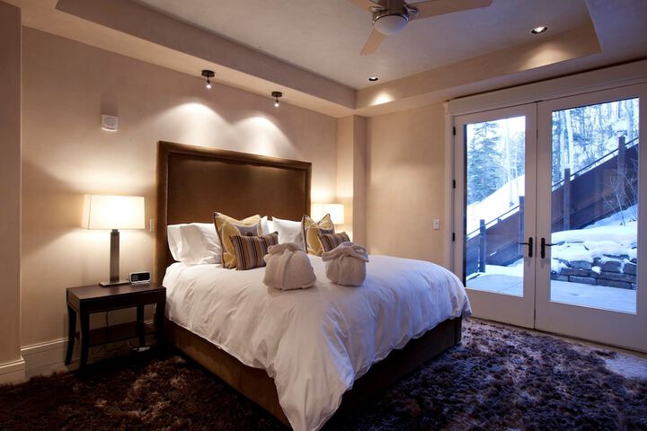 Element 52 Auberge Collection