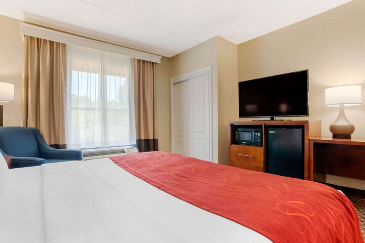 Room 25 of 52