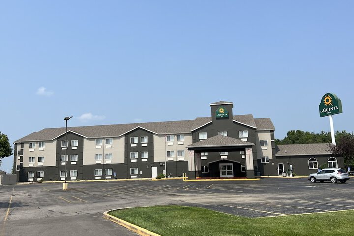 Hotel 5 of 49