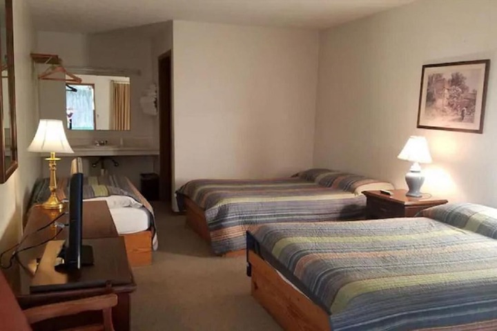 Room 40 of 54
