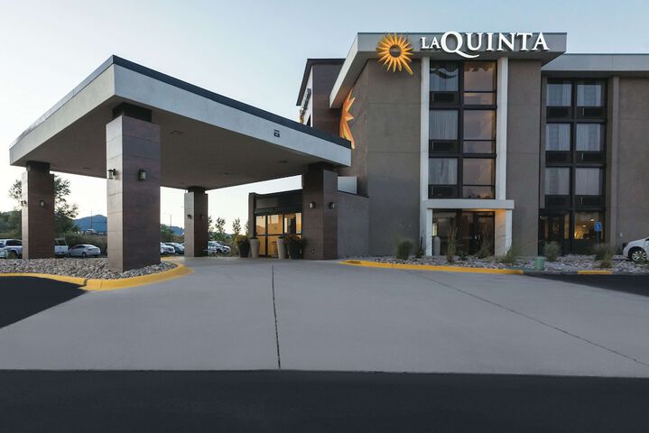 Hotel 4 of 36
