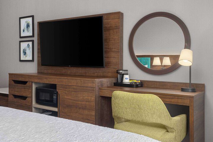 Hampton Inn by Hilton Kingston