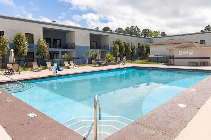 Pool 2 of 32
