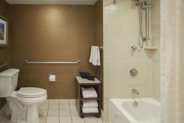 Room 12 of 36