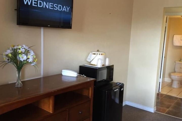 Room 21 of 36