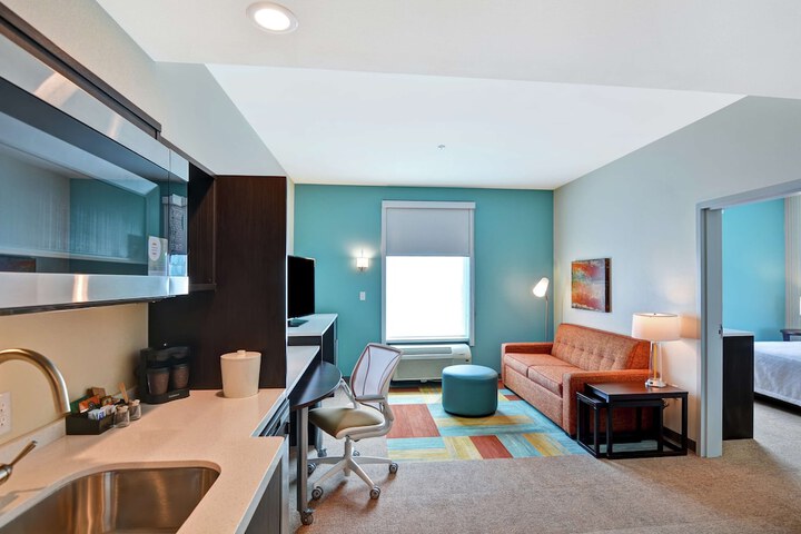 Room 18 of 43