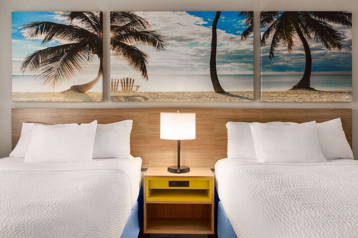 Room 20 of 42
