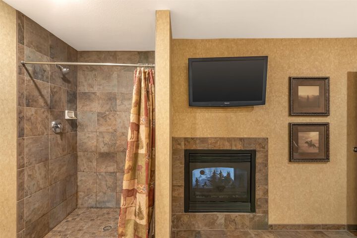 Best Western Plus Kelly Inn & Suites