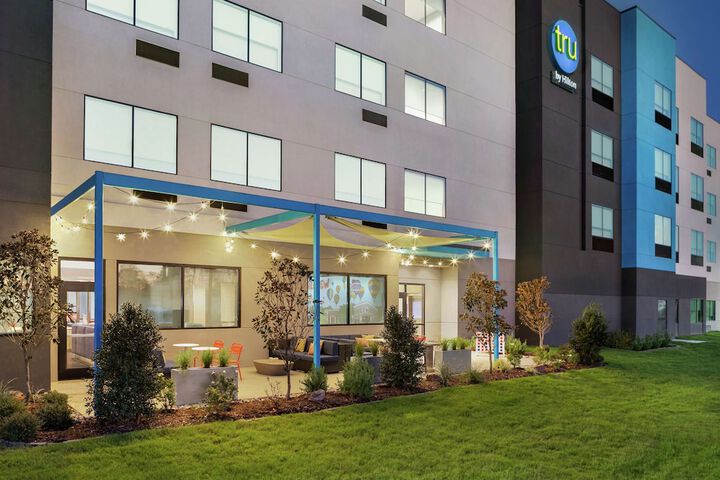 Tru by Hilton Longview