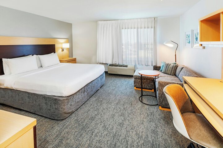 Towneplace Suites by Marriott Broken Arrow