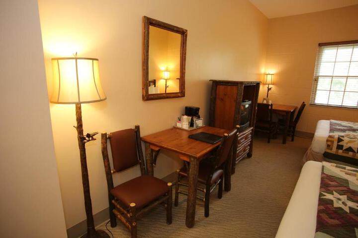Canyon Inn