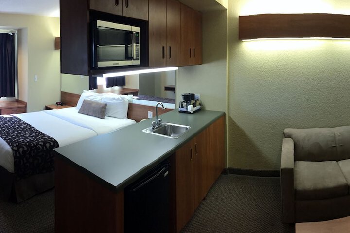Microtel Inn & Suites by Wyndham Beckley East