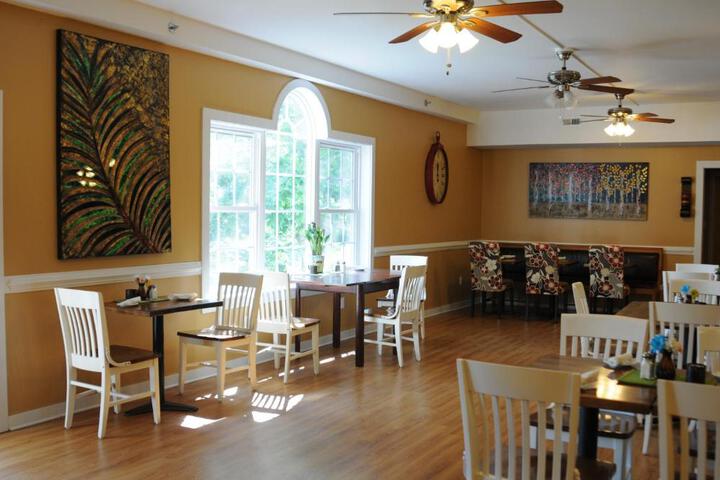 Acorn Hill Lodge and Spa
