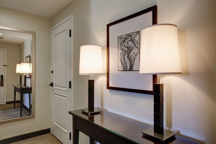 Room 21 of 43