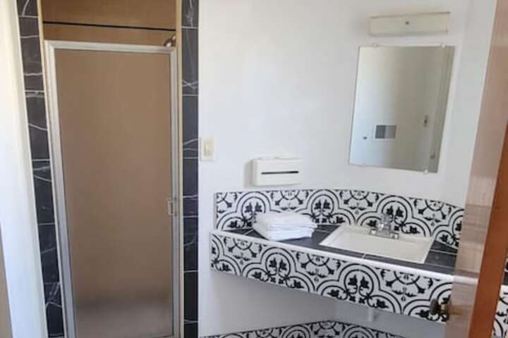 Wiebe Motel