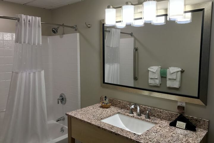 Room 19 of 32