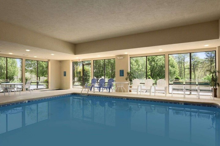 Baymont by Wyndham Crossville