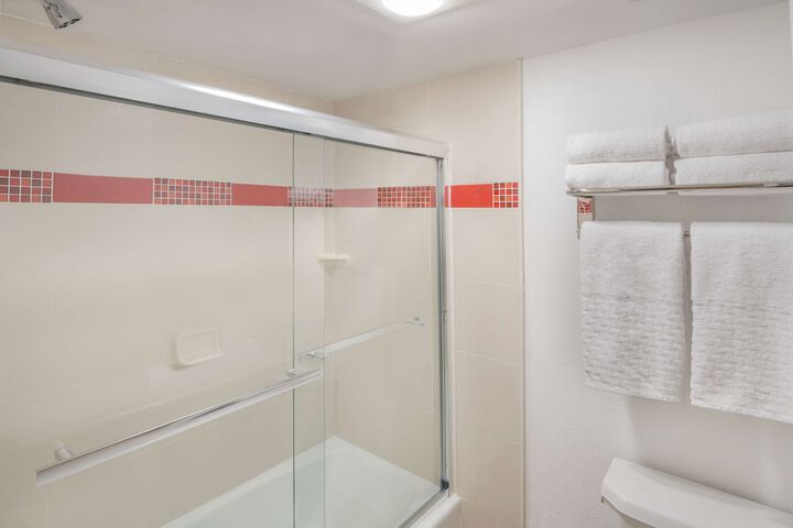 Room 14 of 23