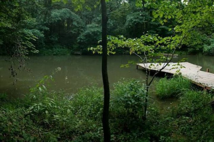Lost River Hostel